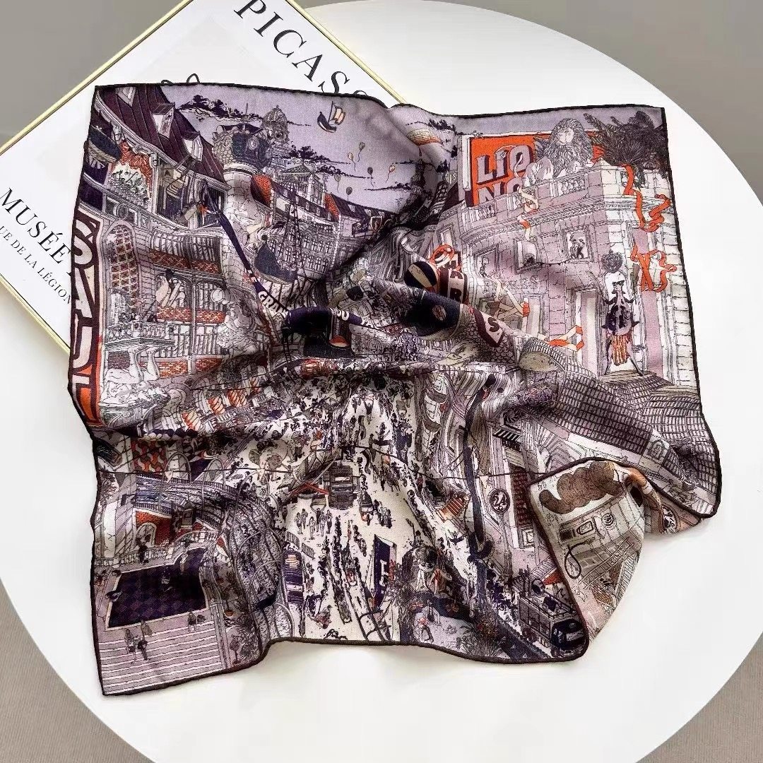 Two Faced Print Designer Scarf - Winter Clothing Hong Kong 评论和价格