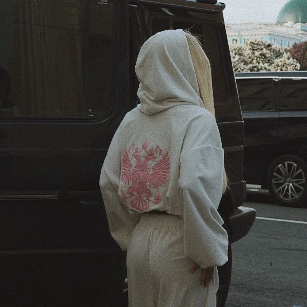 Street Trend Back Embroidered  - Winter Clothing For Women 评论和价格