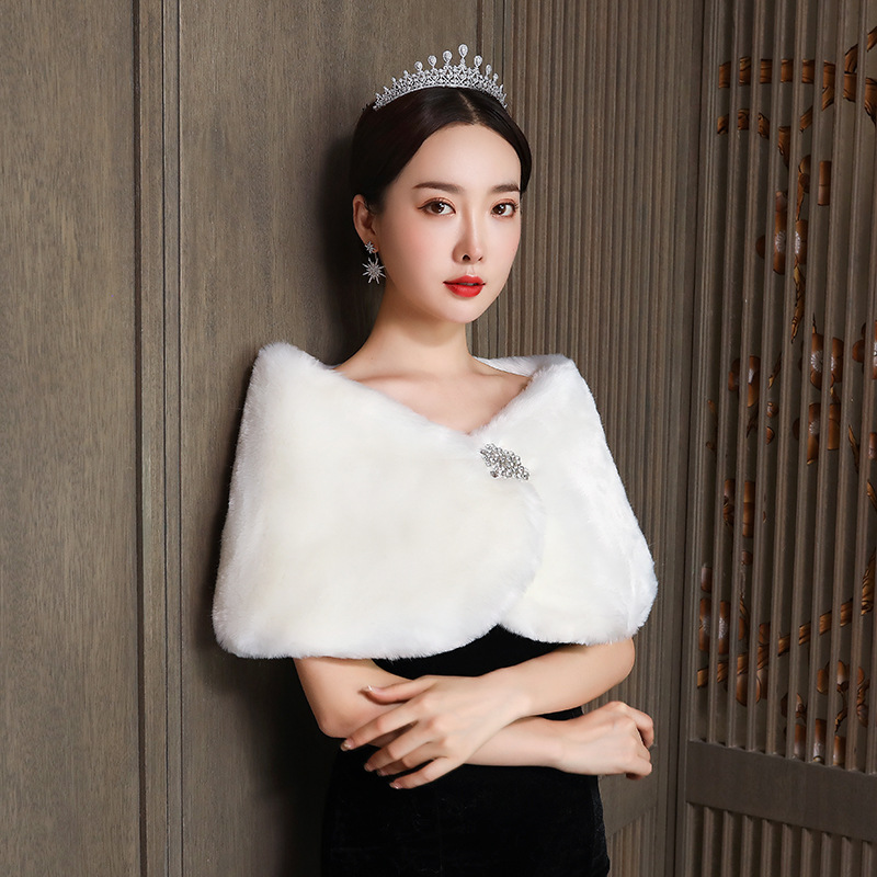 Women Bridal Shawl Wedding Cap - Winter Clothing Pk 评论和价格
